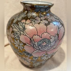 Floral Ceramic Vase Pink Gold vintage chrysanthemum hand painted Macau